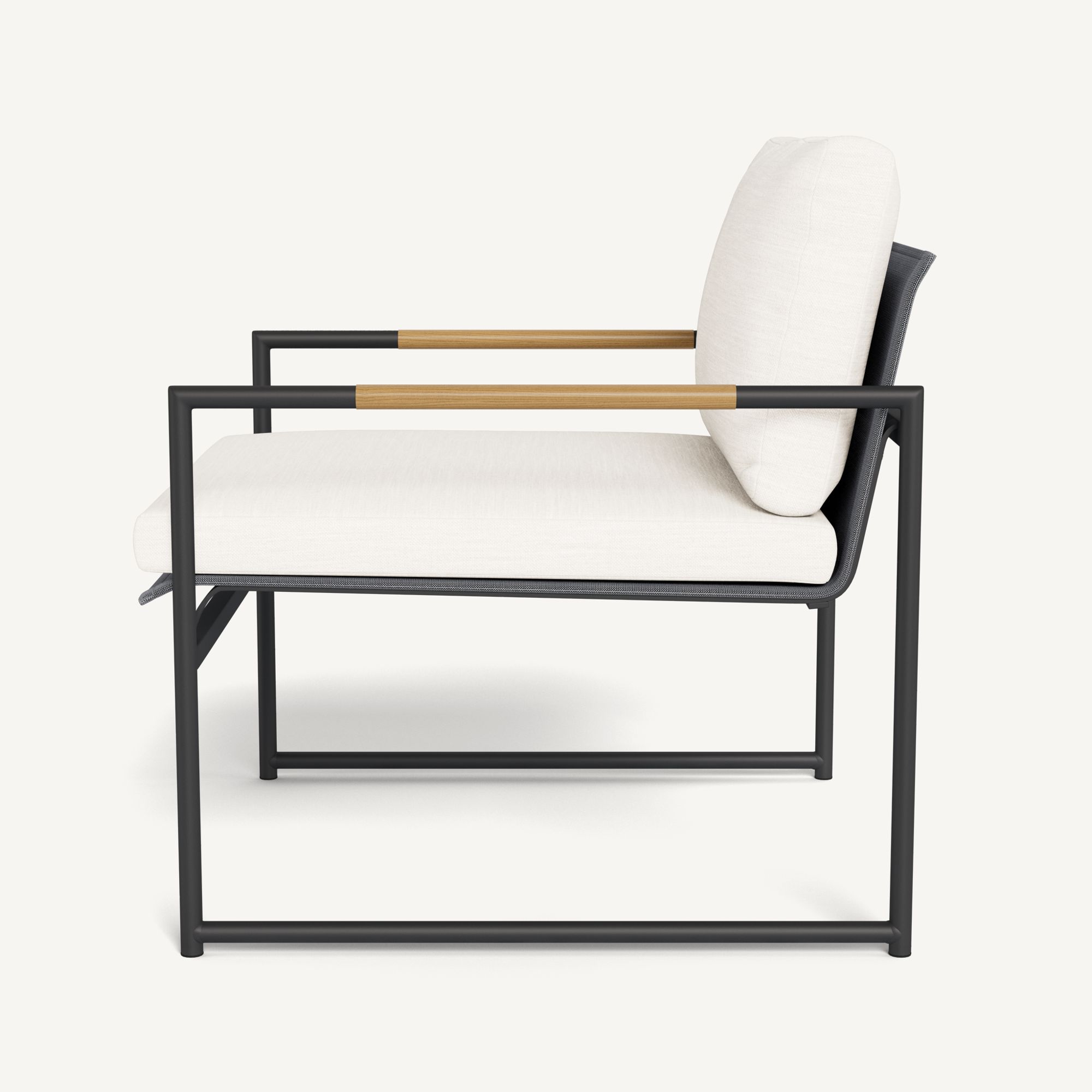 Harbour Breeze Lounge Chair - Aluminum Asteroid / Panama Blanco / Batyline Silver