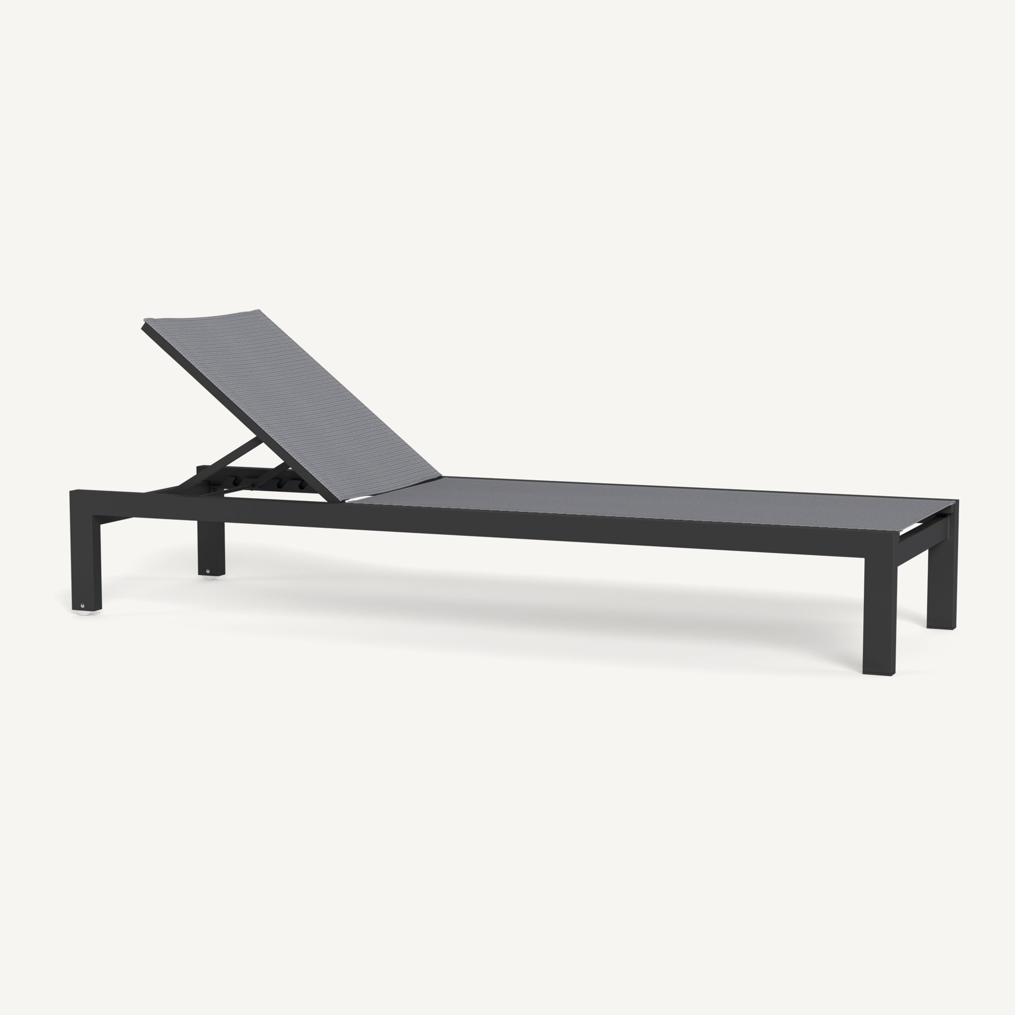 Harbour Hayman Aluminum Mesh Sun Lounge - Aluminum Asteroid / Batyline Silver