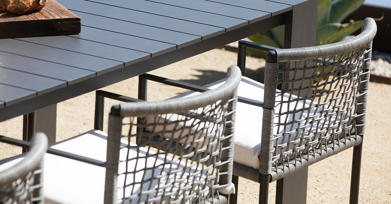 Harbour Loop Stacking Sun Lounge in Aluminum Asteroid / Batyline Silver