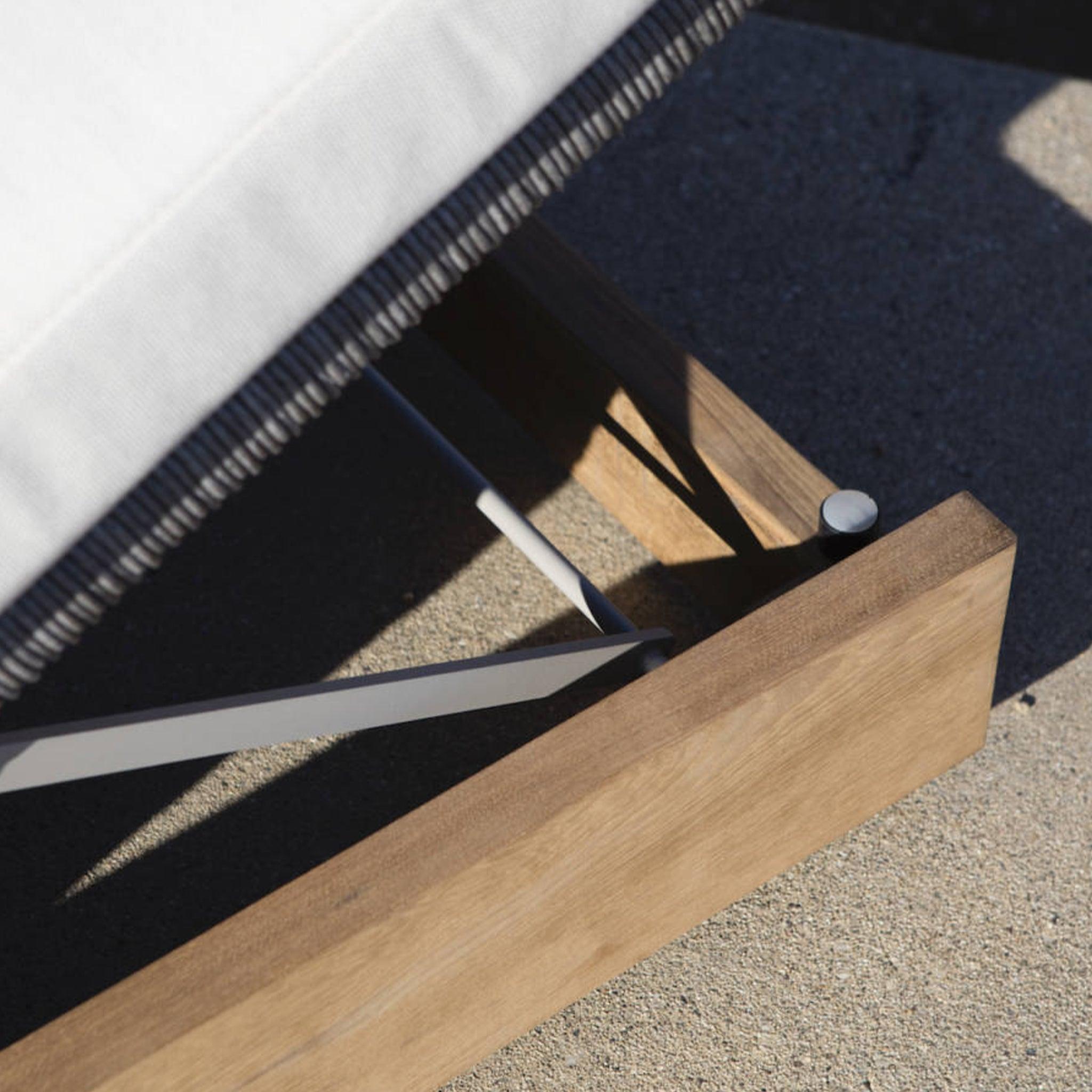 Harbour Malabar Sun Lounge - Teak Natural, Canvas Birds Eye, Wicker Gray