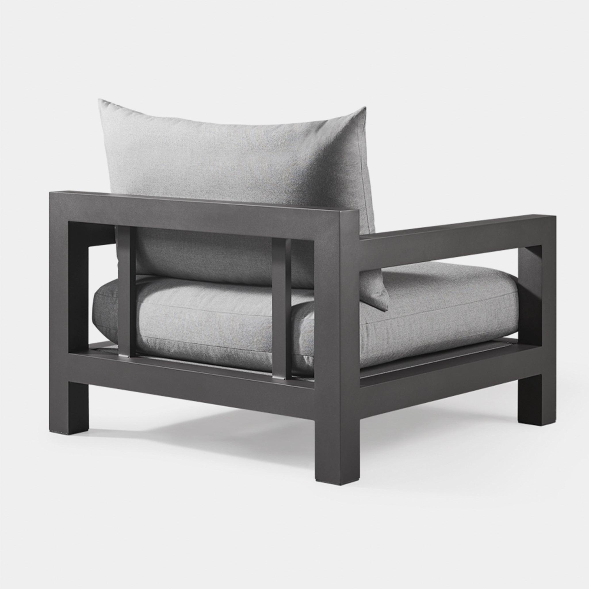 Harbour Pacific Aluminum Lounge Chair - Aluminum Asteroid / Panama Blanco / Batyline Silver
