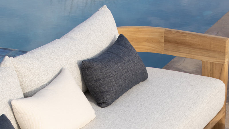 Harbour Victoria Teak Round Slatted Coffee Table in Teak Natural
