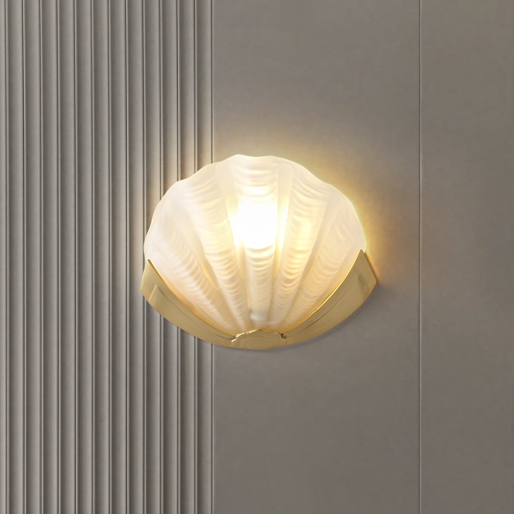 HMR - Art Deco Brass Wall Sconce Glass Shell Shape Golden Wall Light for Bedroom