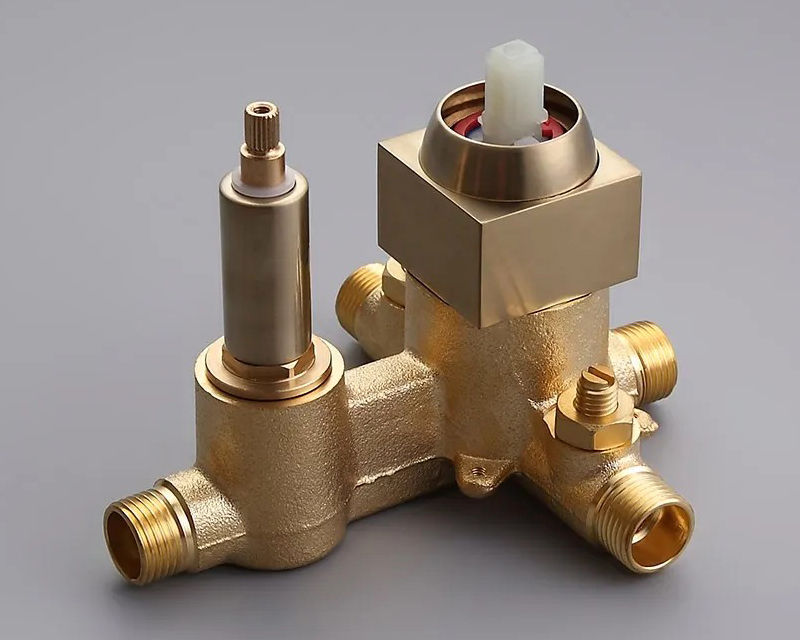 HMR Modern Waterfall Wall-Mount Bathtub Faucet with Handshower - Brushed Gold