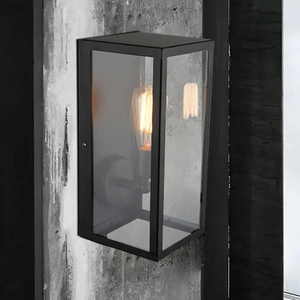 HMR - Square Single-Light Outdoor Wall Lantern in Matte Black, Metal