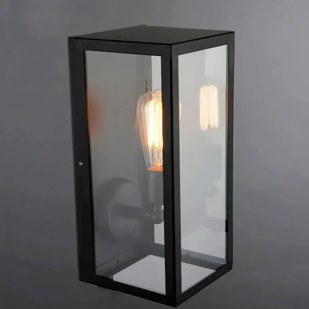 HMR - Square Single-Light Outdoor Wall Lantern in Matte Black, Metal