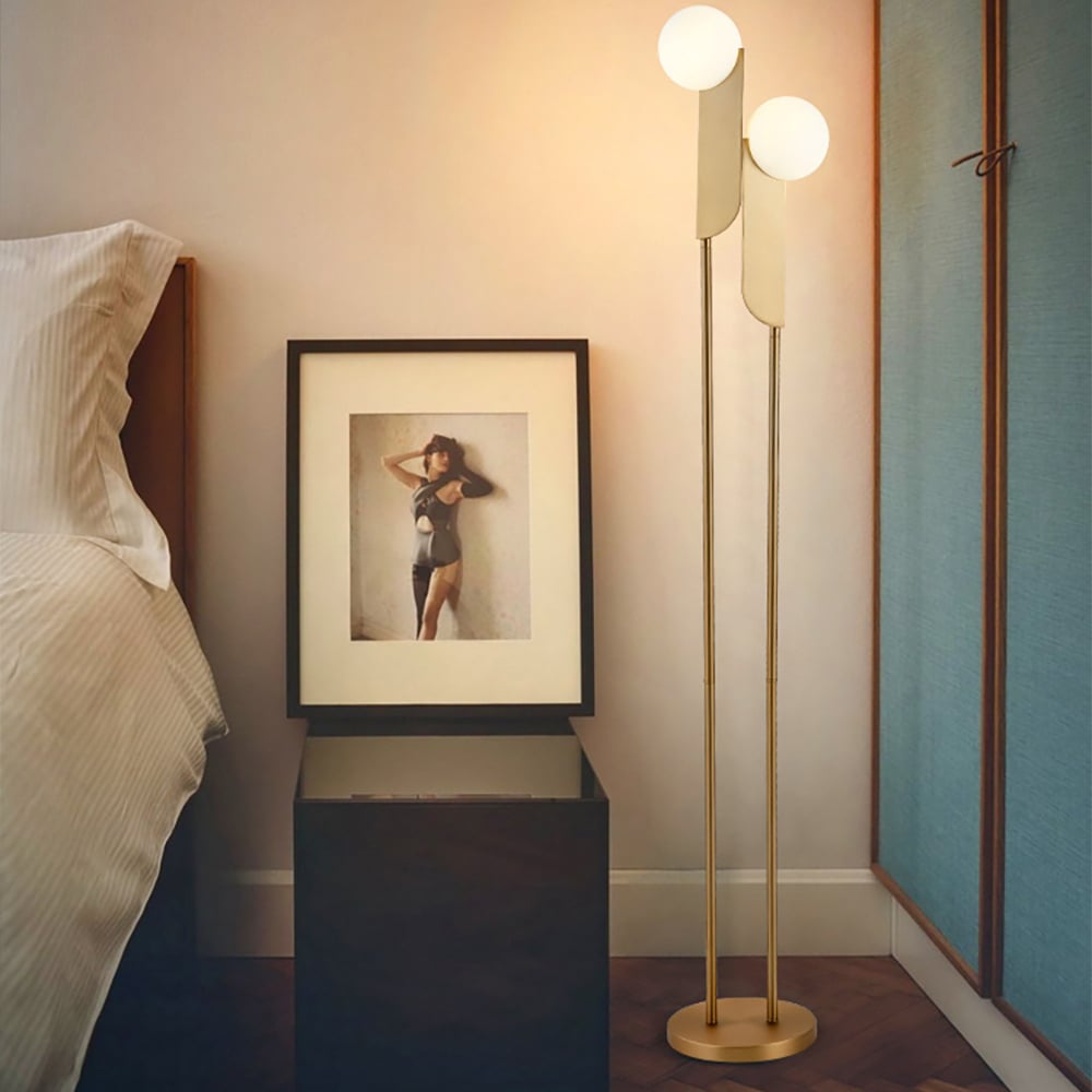 HMR - Torchiere Floor Lamp 2-Light with Glass Shade in Gold, Metal