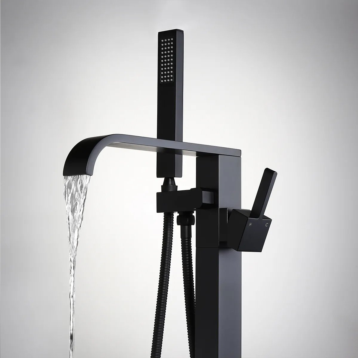 HMR - Dree Dree Floor Mounted Freestanding Faucet in Matte Black, Brass