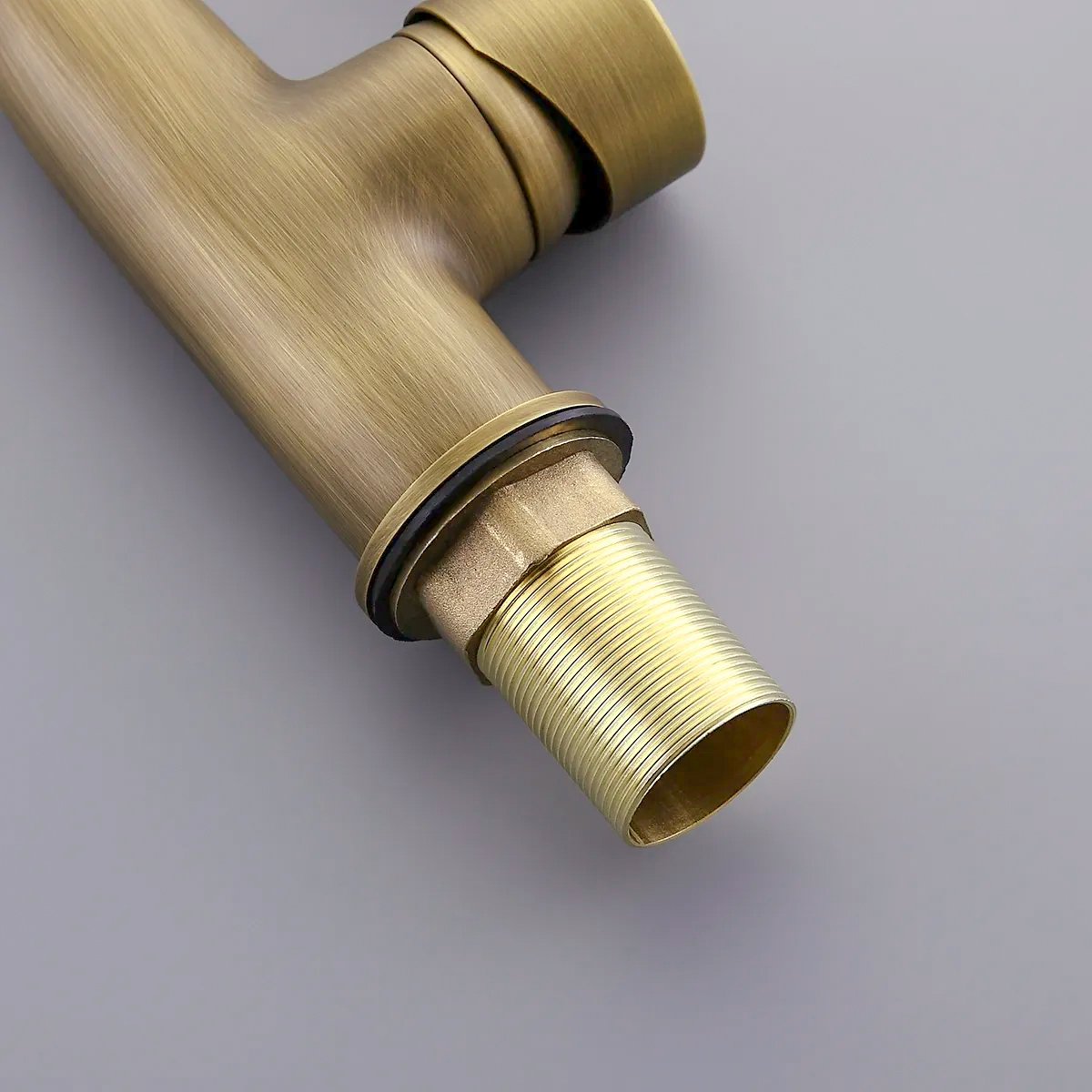 HMR - Stev Classic Goosenecked Single Handle 1-Hole Kitchen Faucet Solid Brass in Antique Brass