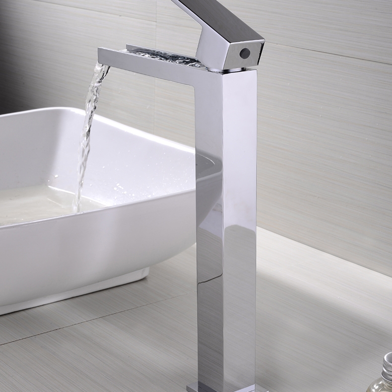 HMR - Fiego Polished Waterfall 1-Hole Faucet Sinks in Chrome