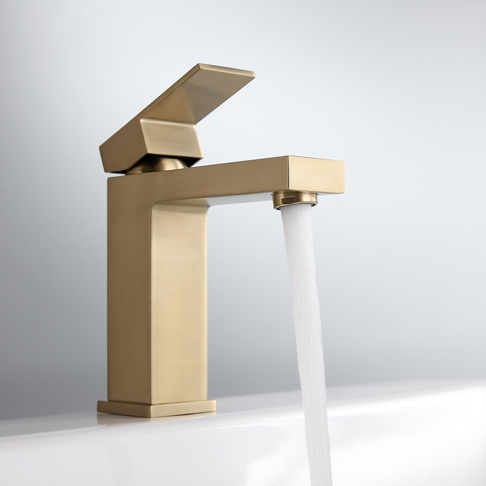 HMR - Deck Mounted One-Hole Single Handle Bathroom Sink Faucet in Vland Stylish Luxury