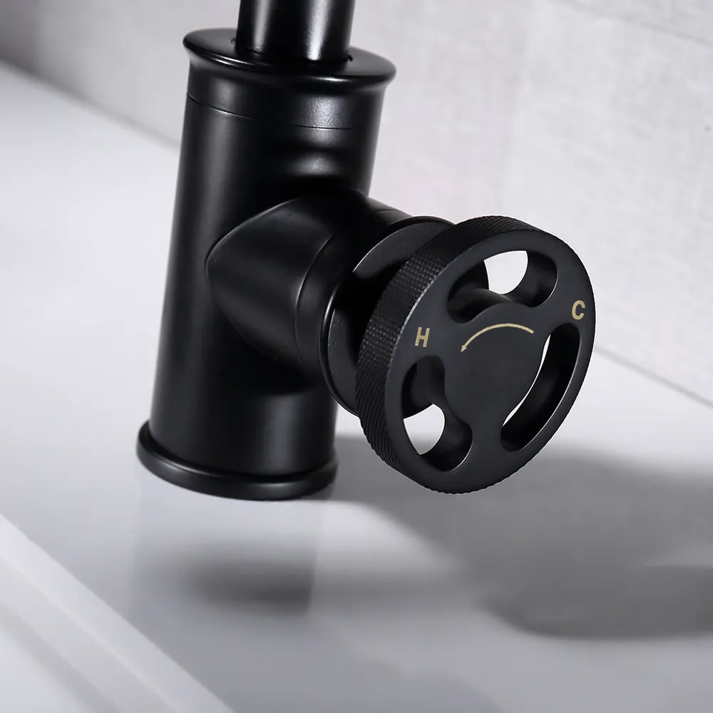 HMR - Ruth Pipe 1-Hole Sink Faucet with Single Handle in Black, Brass