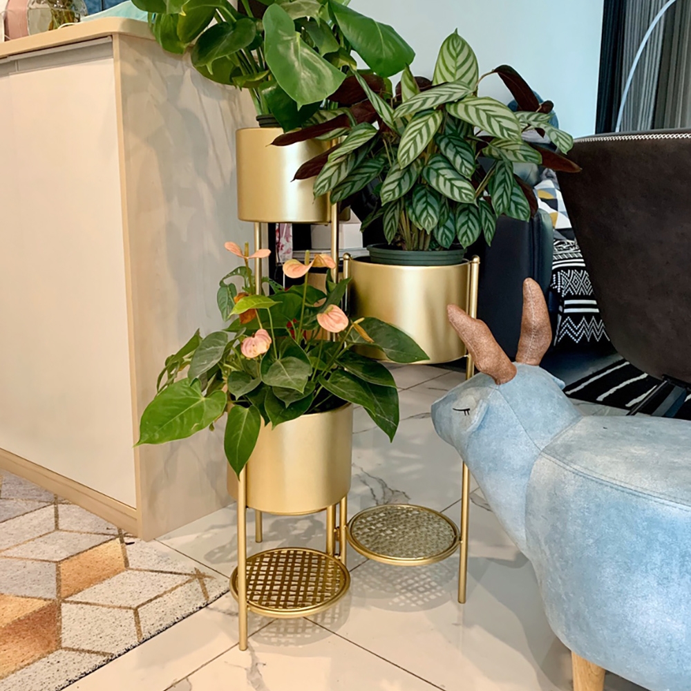 HMR - 31.4" Tall Metal Indoor Modern 3 Tier Corner Planter in Gold