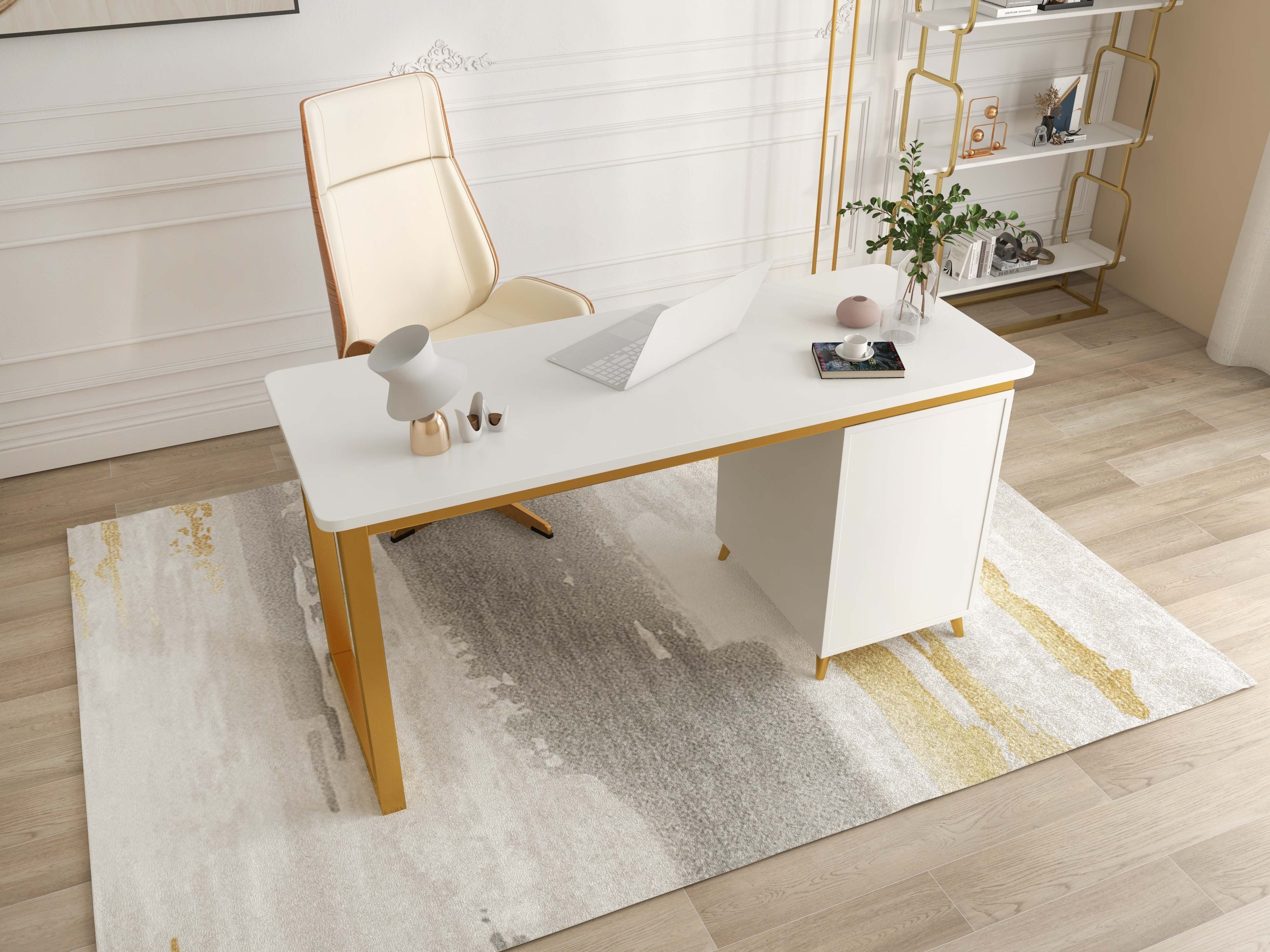 HMR - Rectangle Indoor Area Rug in 5.2" x 7.5"