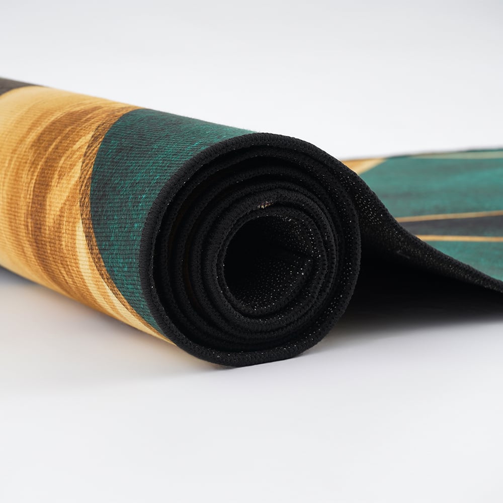 HMR Modern 5' x 7' Geometric Rectangular Area Rug - Green/Gold/Black