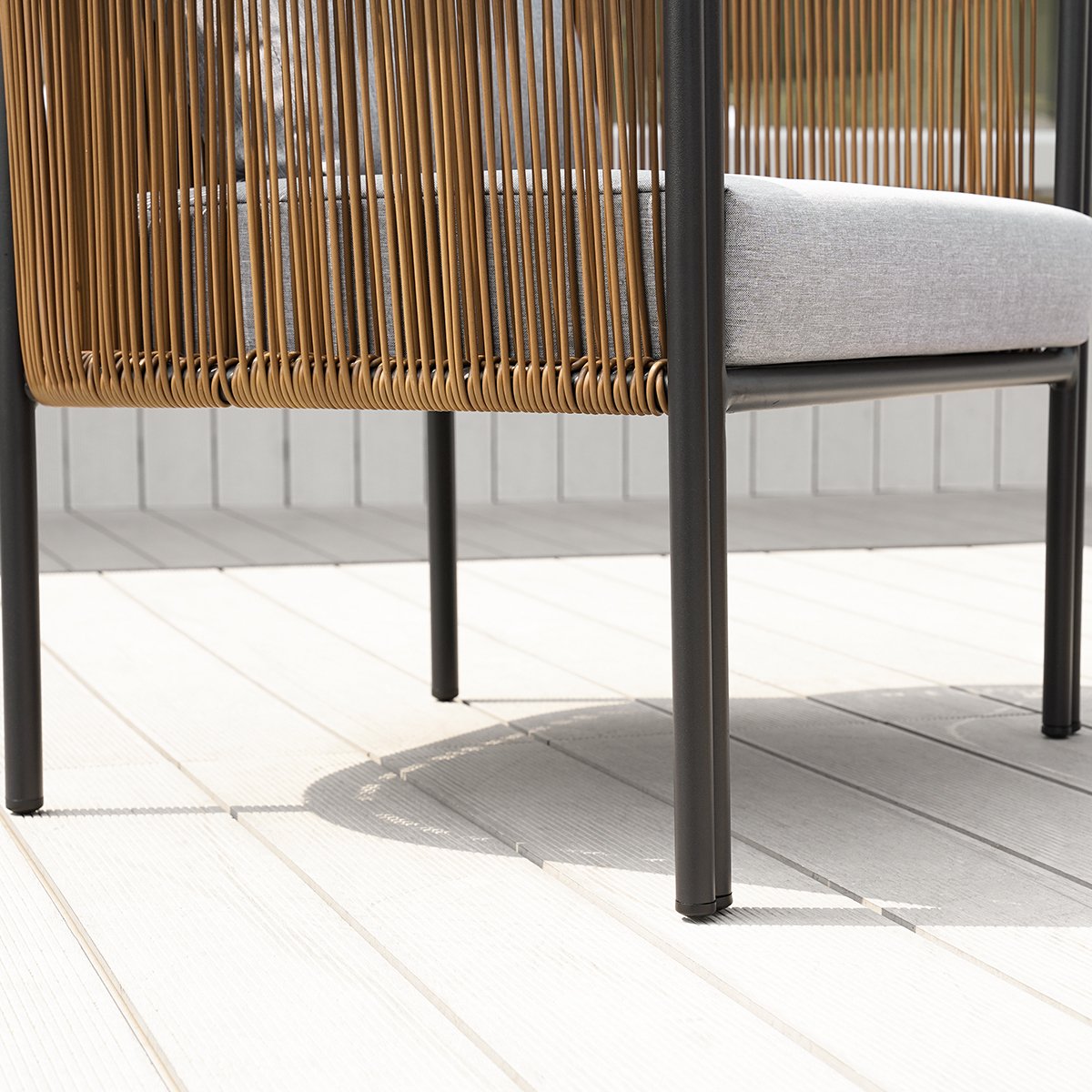 HMR - Modern Woven Rattan Outdoor Barrel Chair Armchair with Back Flared Edge in Brown & Gray