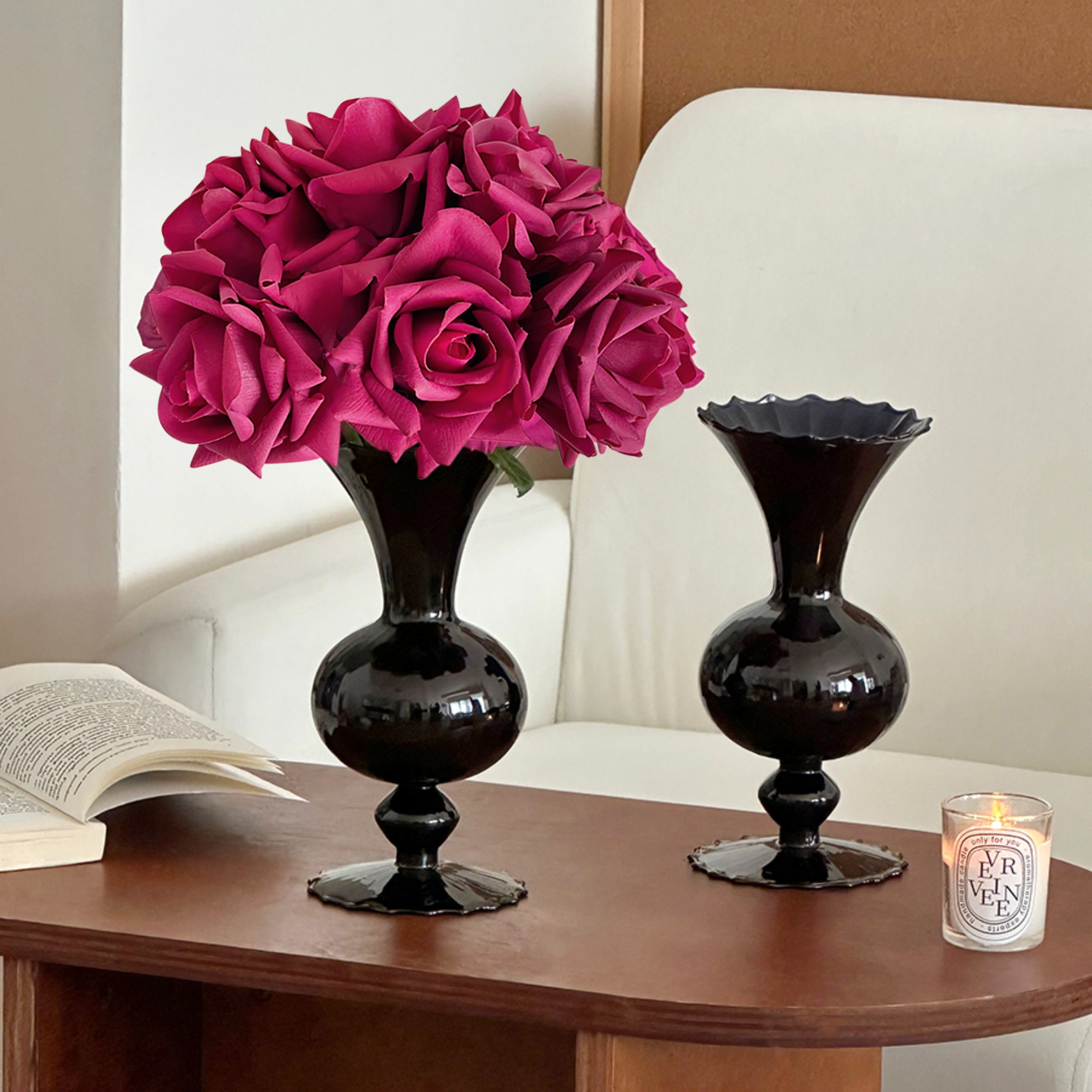 HMR - Modern Rose Artificial Flowers Arrangement in Black Vase Set