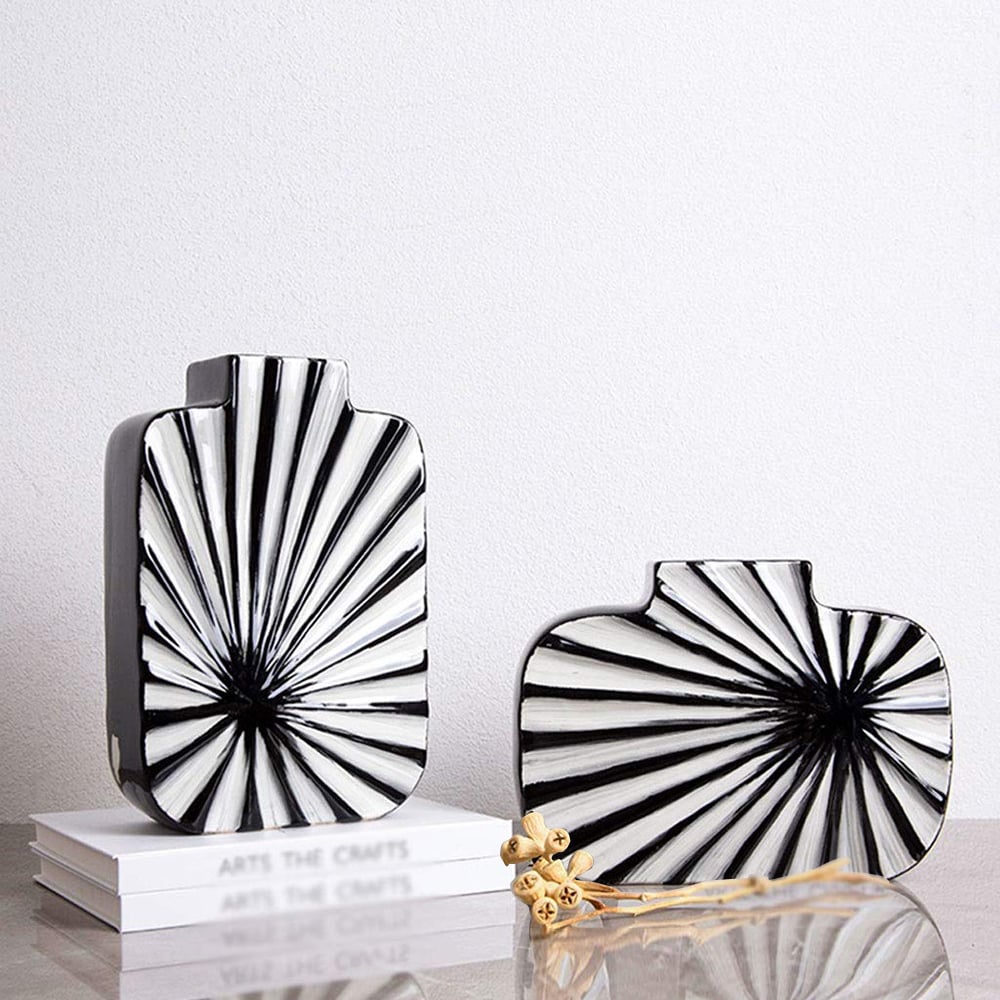 HMR - 2-Pieces Abstract White & Black Striped Resin Flower Vase Set Home Ornament Decor Art