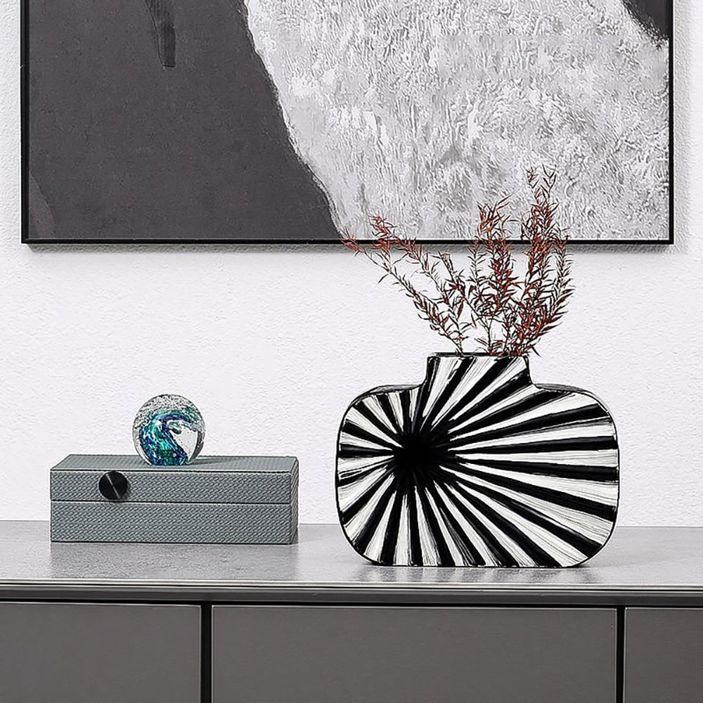 HMR - 2-Pieces Abstract White & Black Striped Resin Flower Vase Set Home Ornament Decor Art