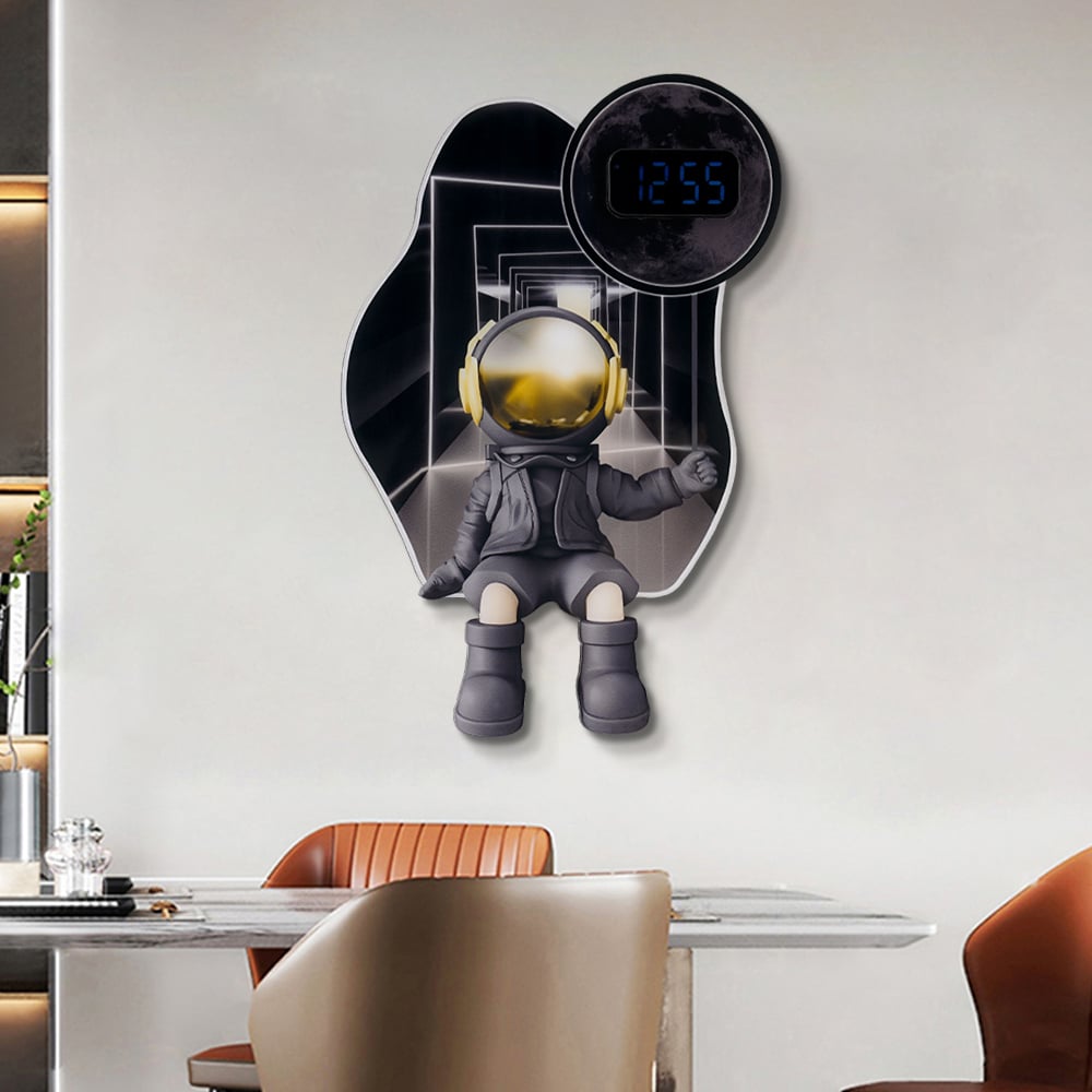 HMR - 23.6" LED Digital Astronaut Wall Clock Spaceman Decor Art Living Room Bedroom in Black