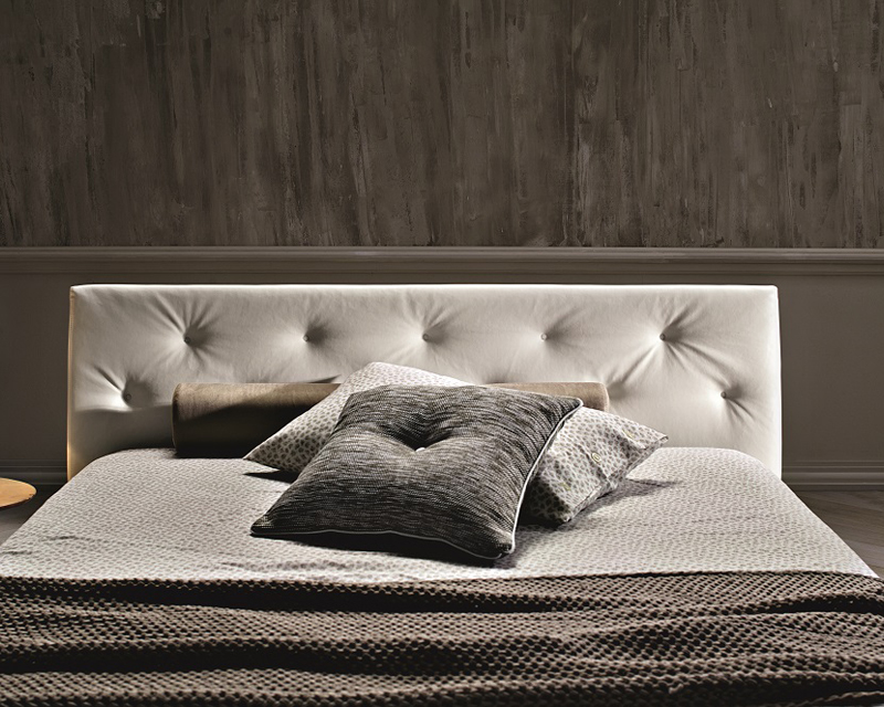J&M Gap King Storage Bed - White