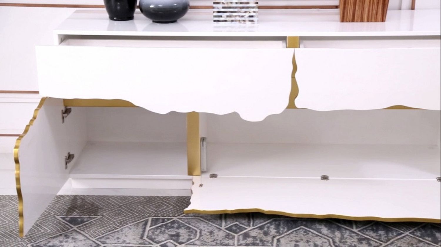 Image may differ from actual product color and configuration.