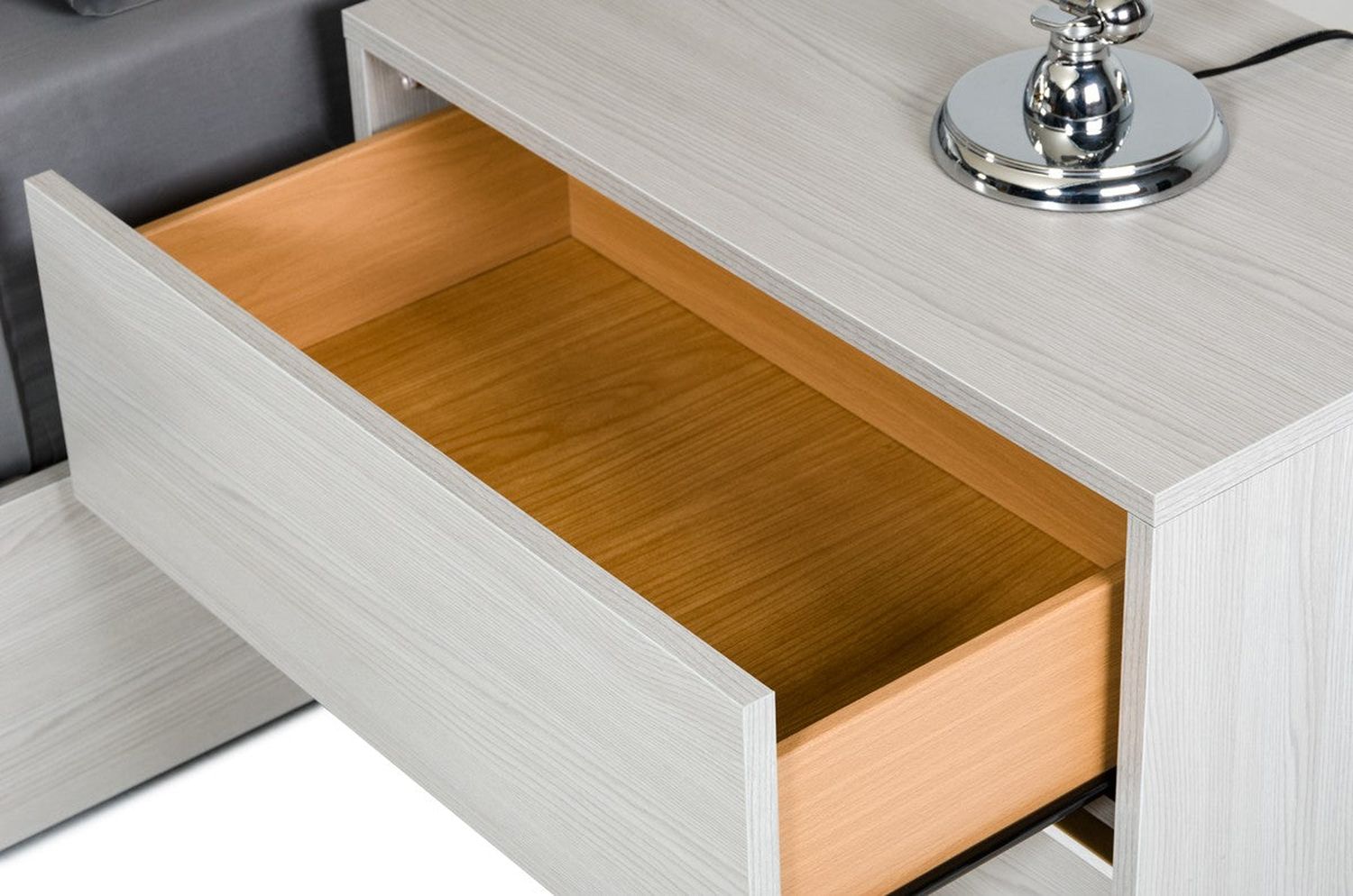 Jubilee - Erica Modern Bedroom Set