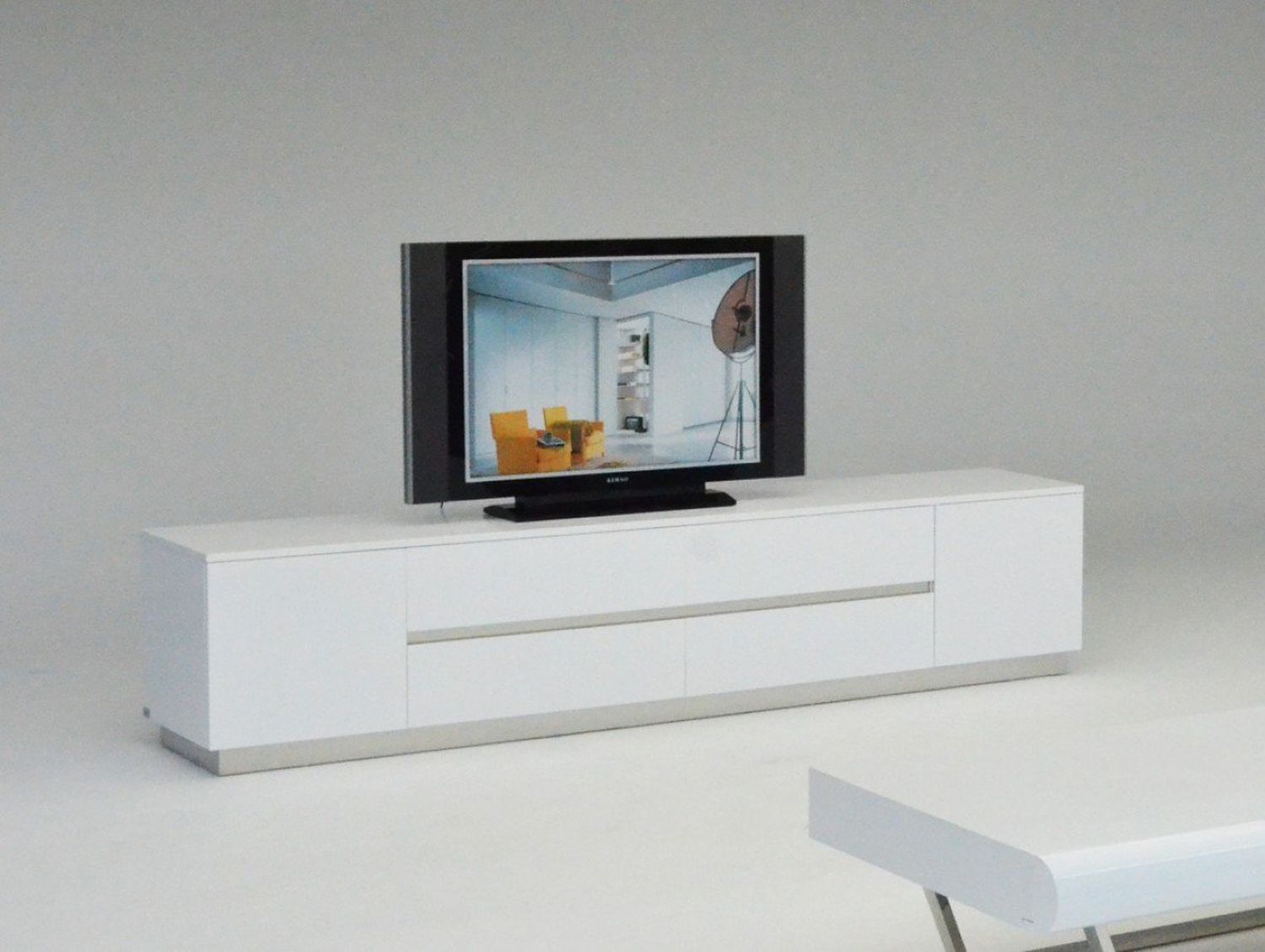Image may differ from actual product color and configuration.