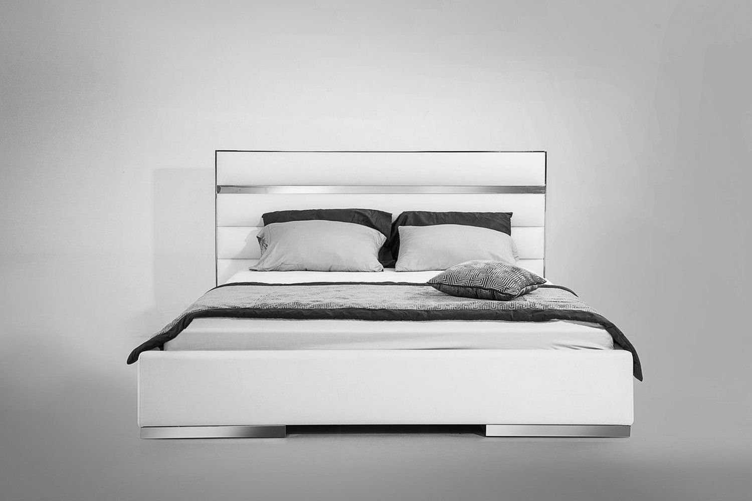 Jubilee - Apede Modern Bedroom Set