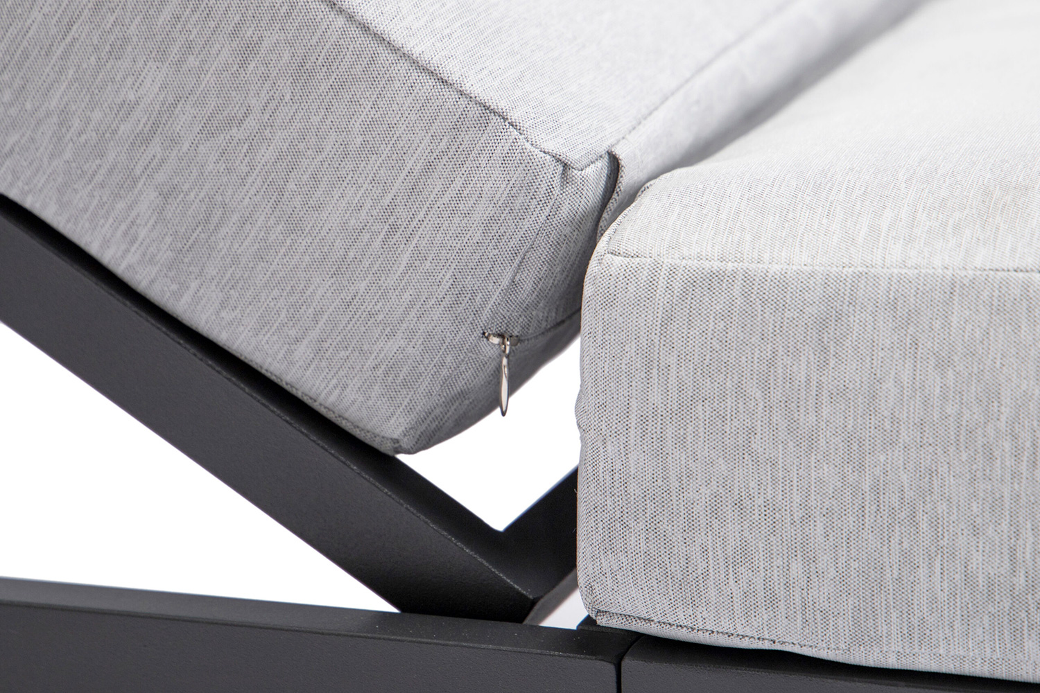 LeisureMod Chelsea Modern Outdoor Black Chaise Lounge Chair with Side Table and Cushions - Light Gray