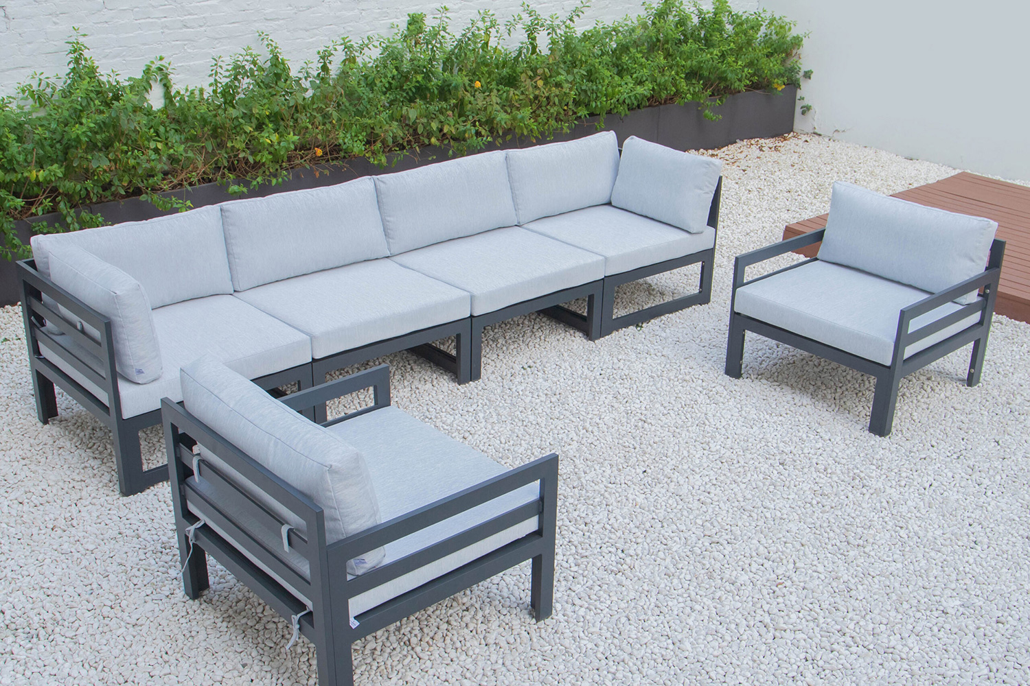 LeisureMod - Chelsea 6-Piece Patio Armchair Sectional Black Aluminum with Cushions