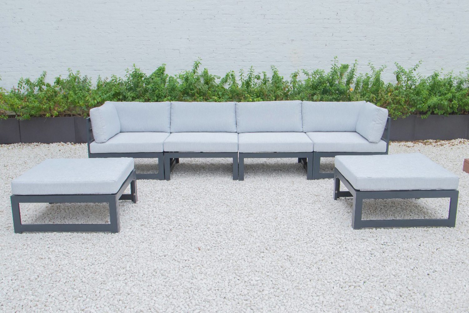 LeisureMod Chelsea 6-Piece Patio Ottoman Sectional Black Aluminum with Cushions - Light Gray