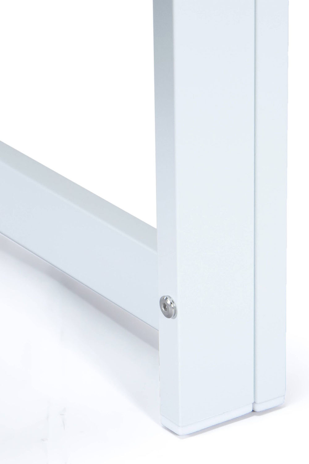 LeisureMod Chelsea Aluminum Patio Coffee Table - White