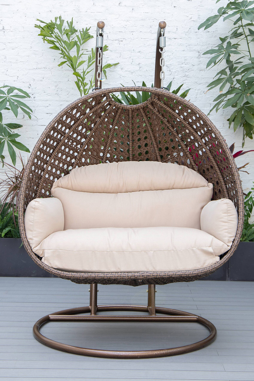 LeisureMod Mendoza Dark Brown Wicker Hanging 2 Person Egg Swing Chair - Beige