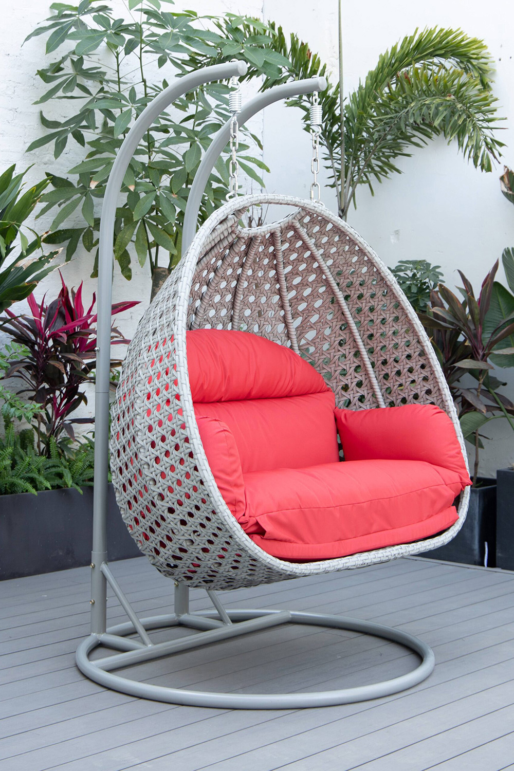 LeisureMod Mendoza Light Gray Wicker Hanging 2 Person Egg Swing Chair with Cushions - Red