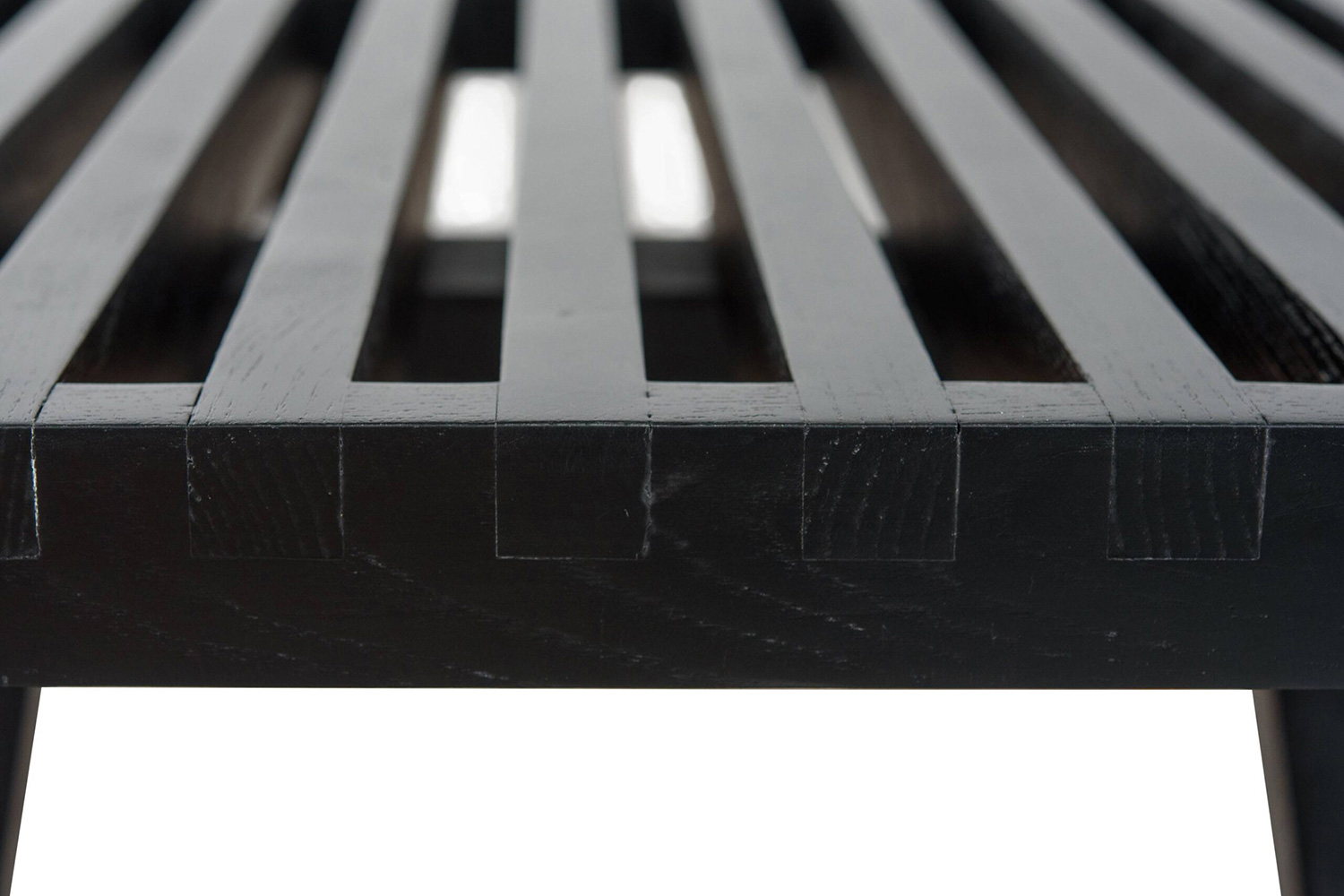 LeisureMod Mid-Century Inwood Platform Bench 4 Feet - Black