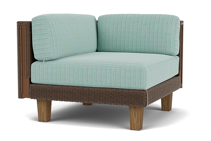 Lloyd Flanders™ Catalina Corner Sectional - Bark