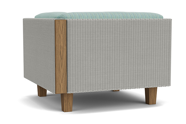 Lloyd Flanders™ Catalina Corner Sectional - Platinum