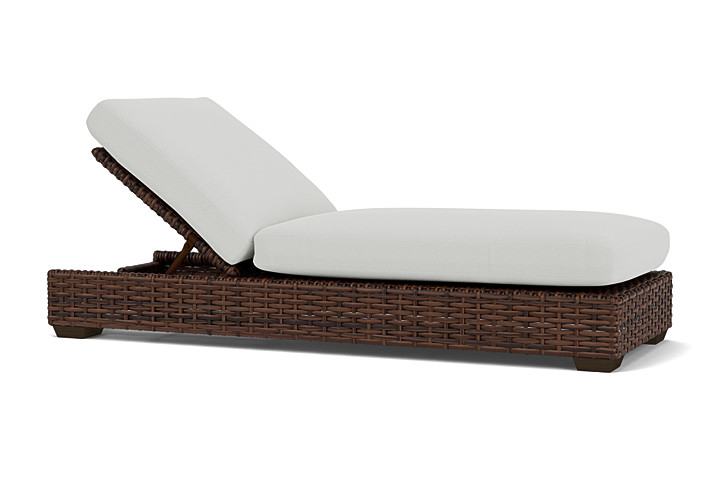 Lloyd Flanders - Contempo Chaise