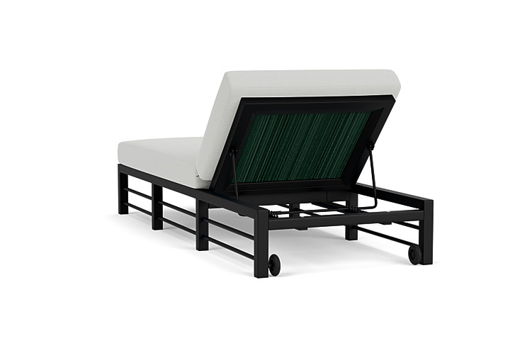 Lloyd Flanders™ Southport Chaise  - Woodland, Loveboat Mint