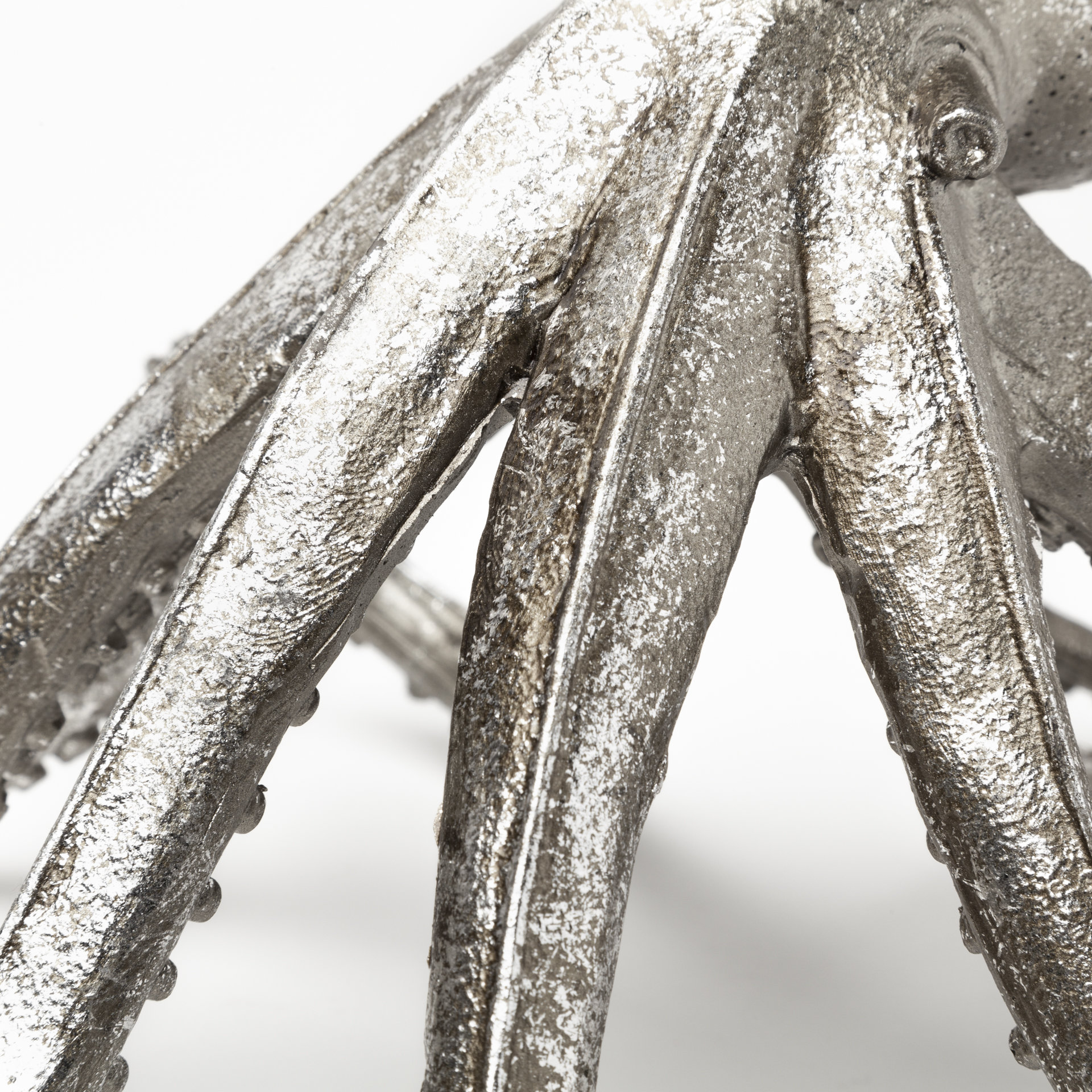 Mercana - Strafford Object in Silver, Resin
