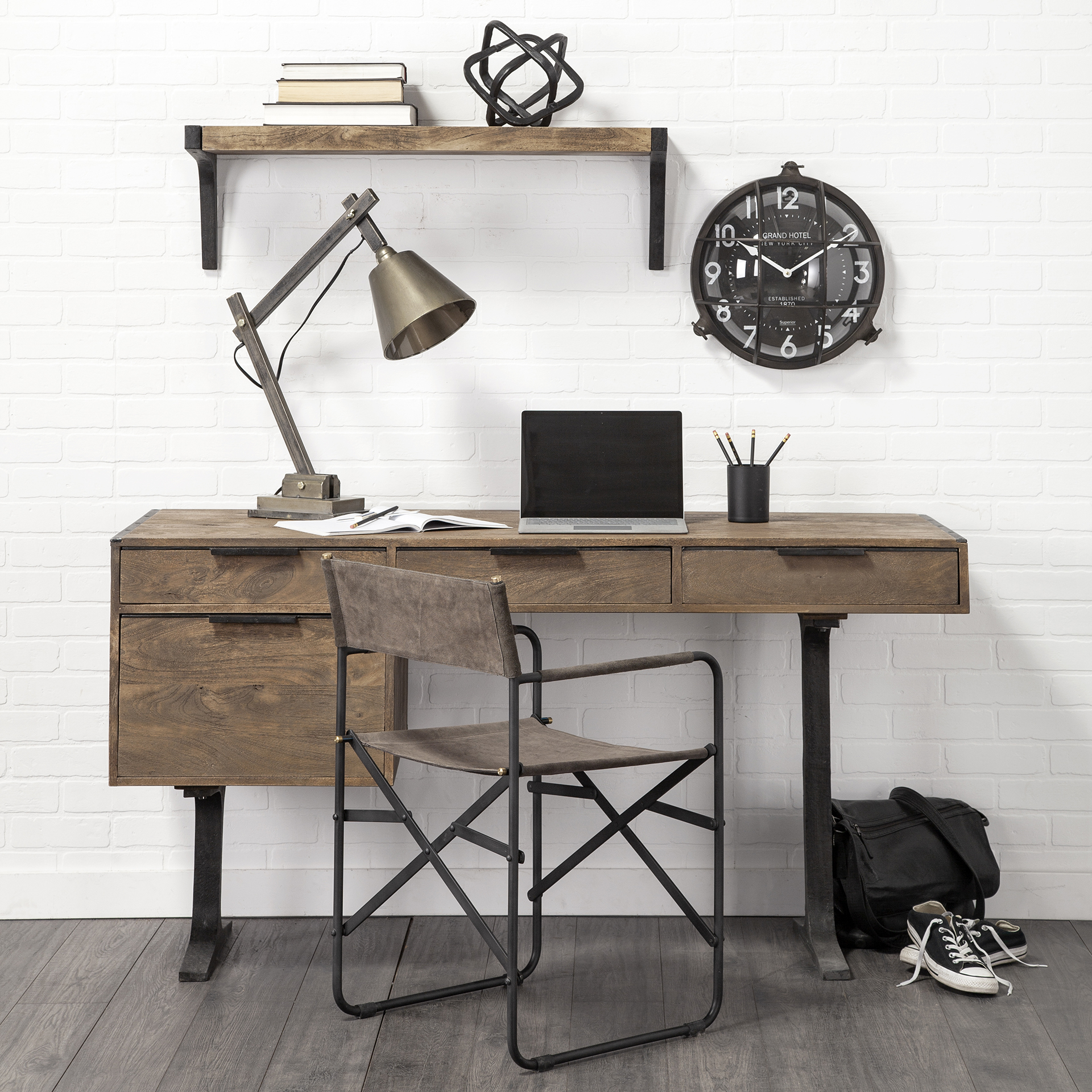 Mercana Willem Object - Black, Metal