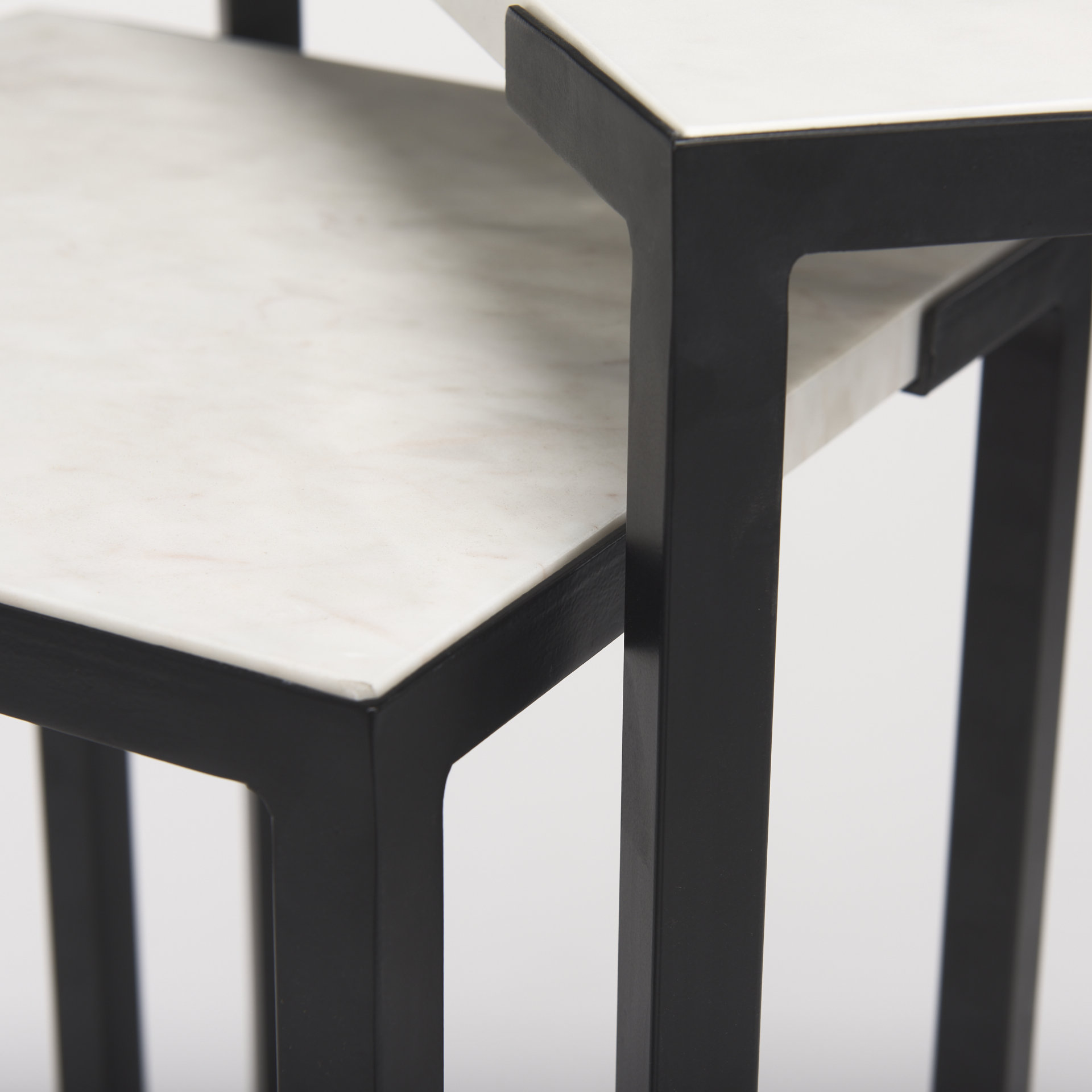 Mercana - Lucas Accent Table in Black, Metal