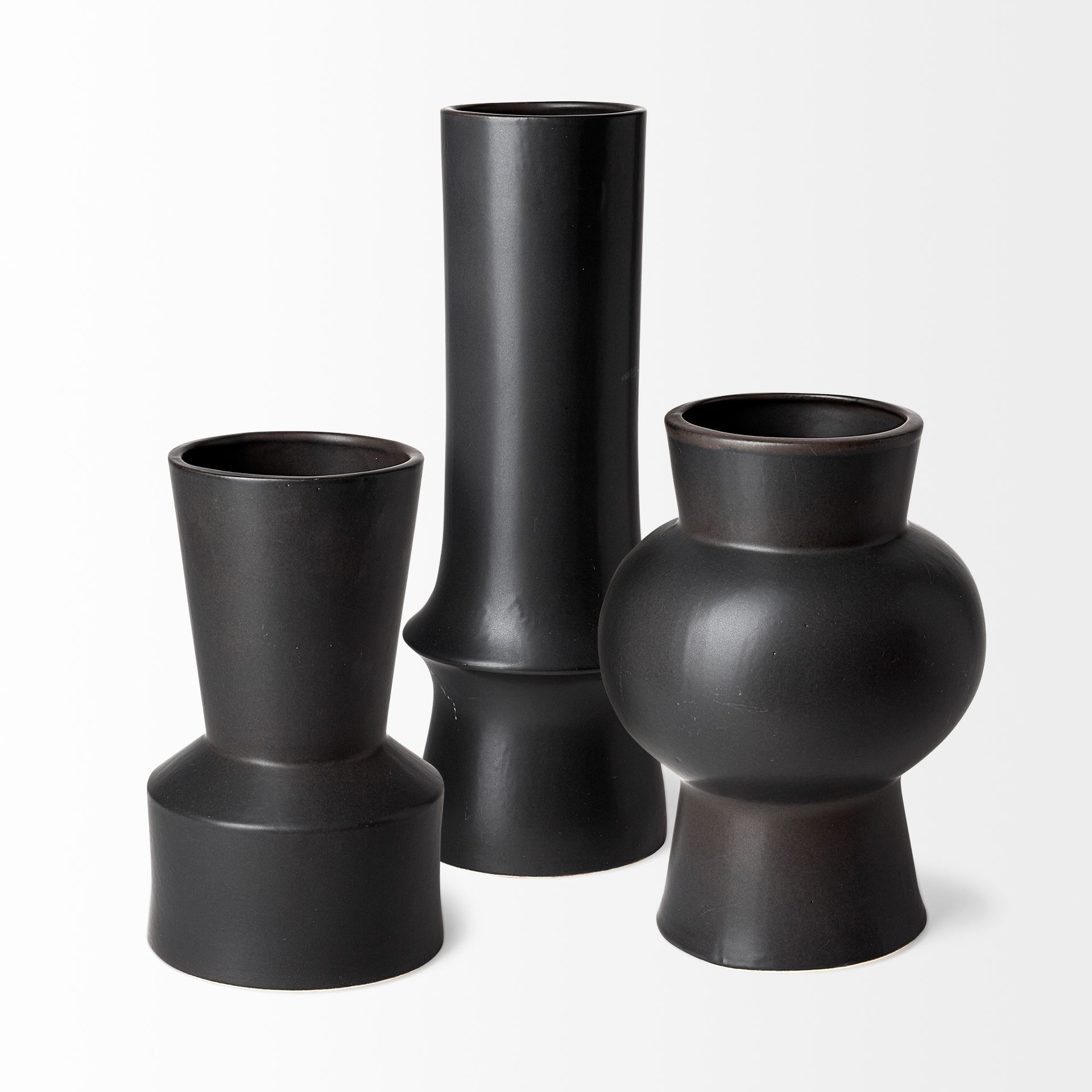 Mercana Laforge Black Vase - Black, H11"