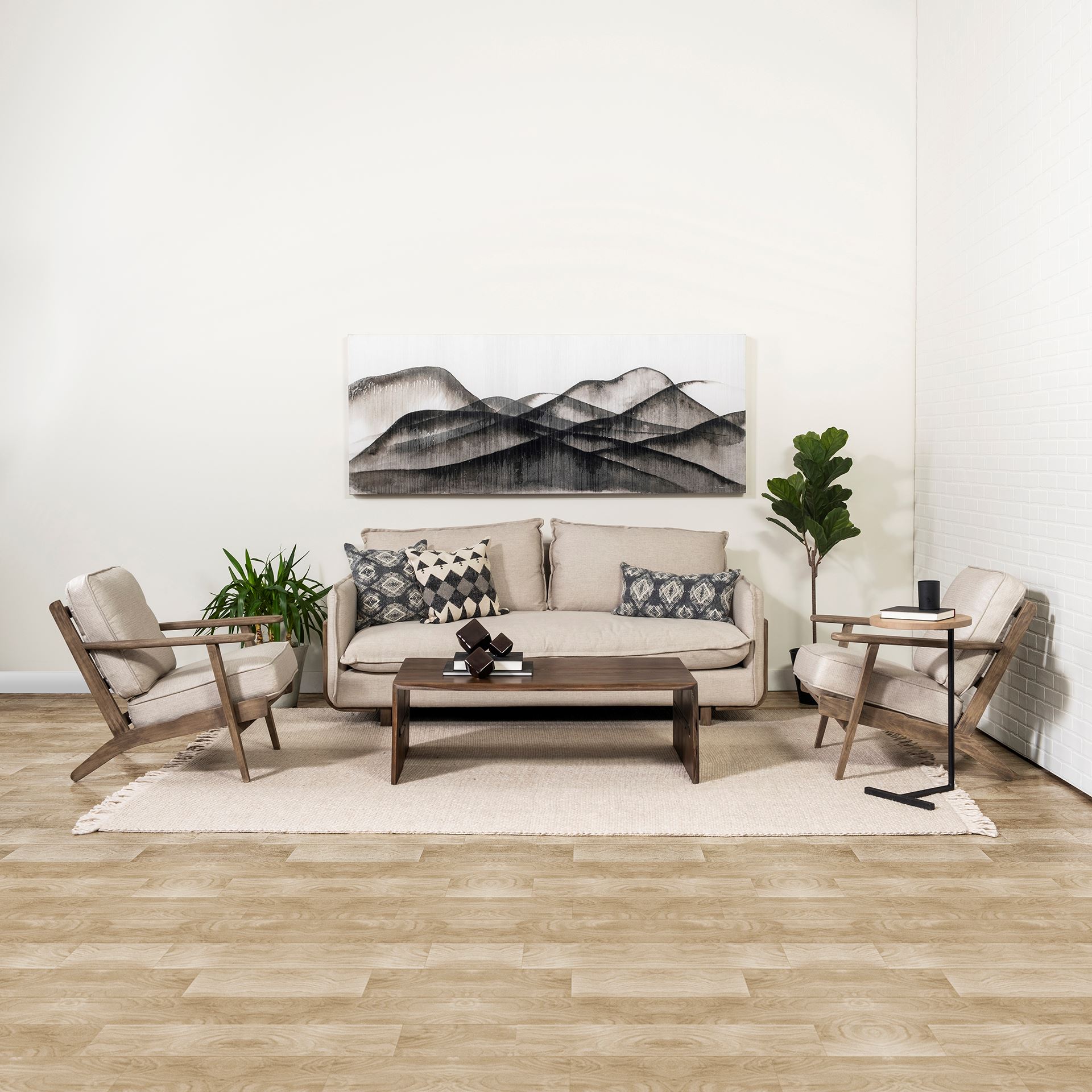 Mercana Roy Sofa - Cream, Polyester