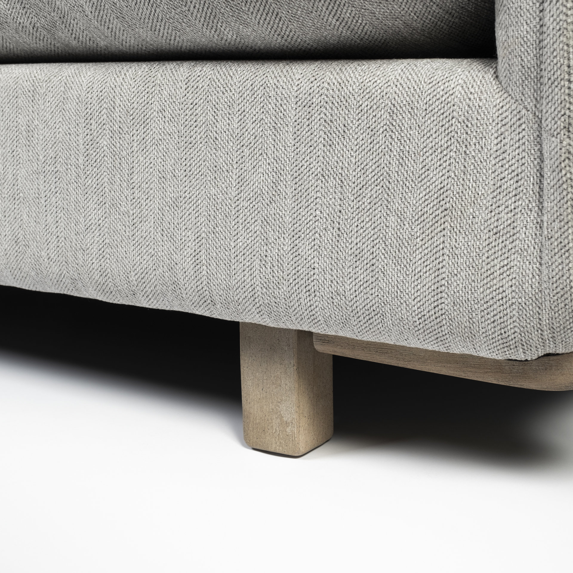 Mercana Roy Sofa - Frost Gray