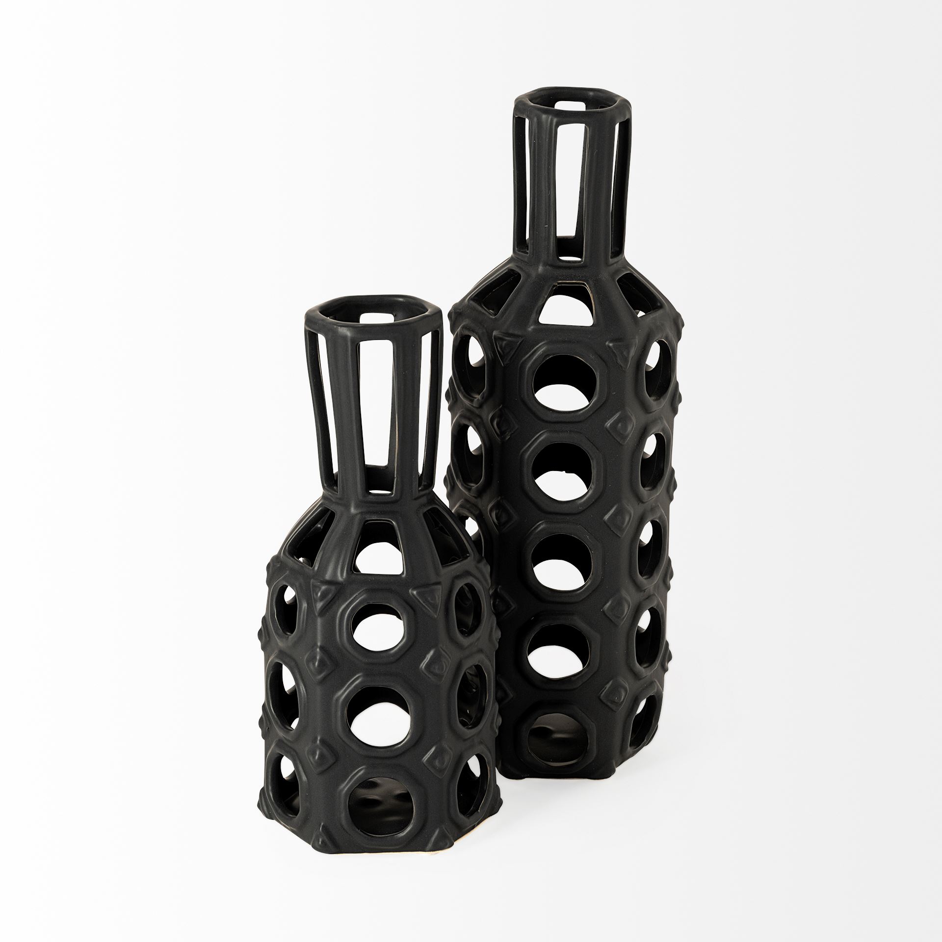 Mercana Brunel Large Vase - Black, Ceramic