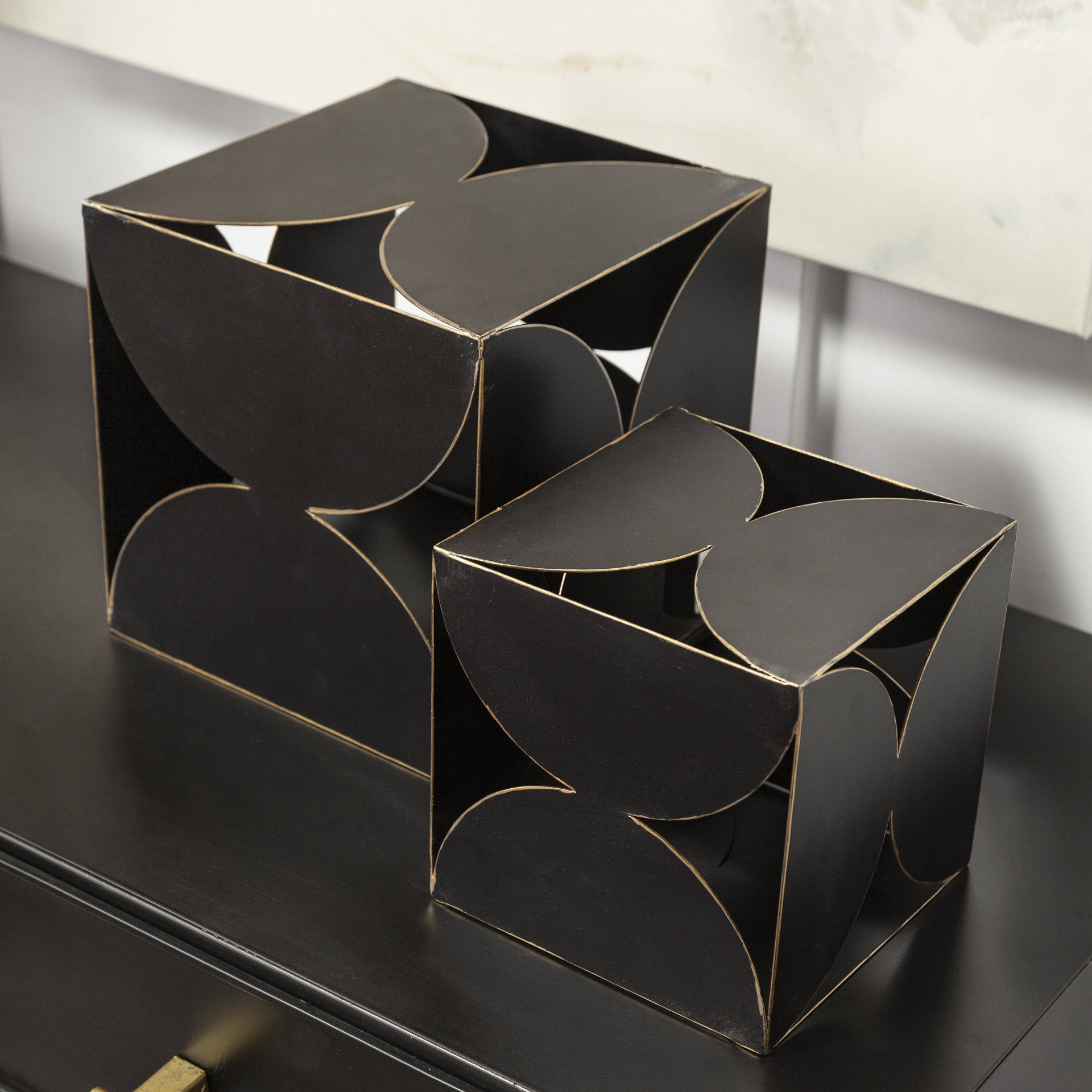 Mercana Darren Object - Black/Yellow, H6"