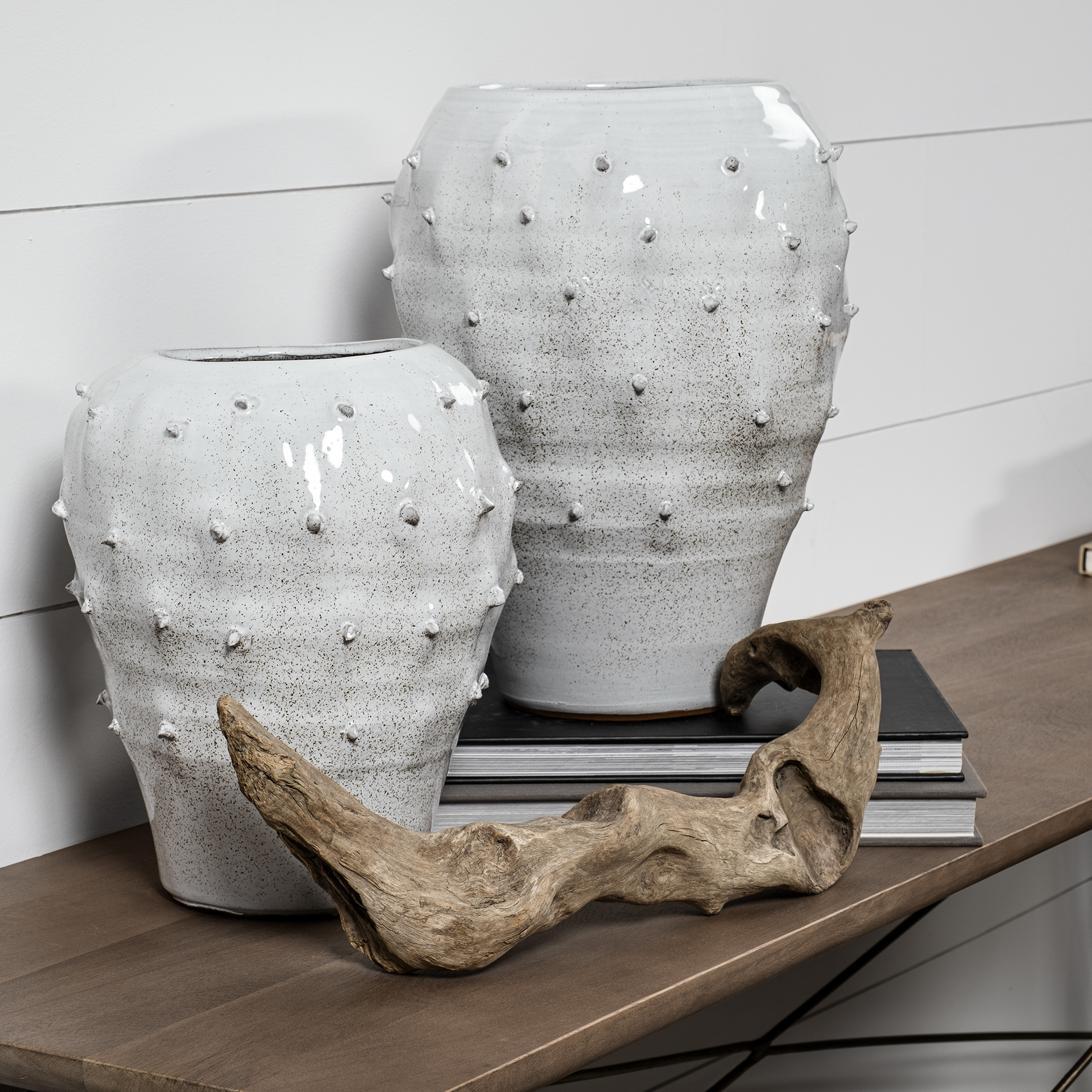 Mercana Julian Vase - White, H11"