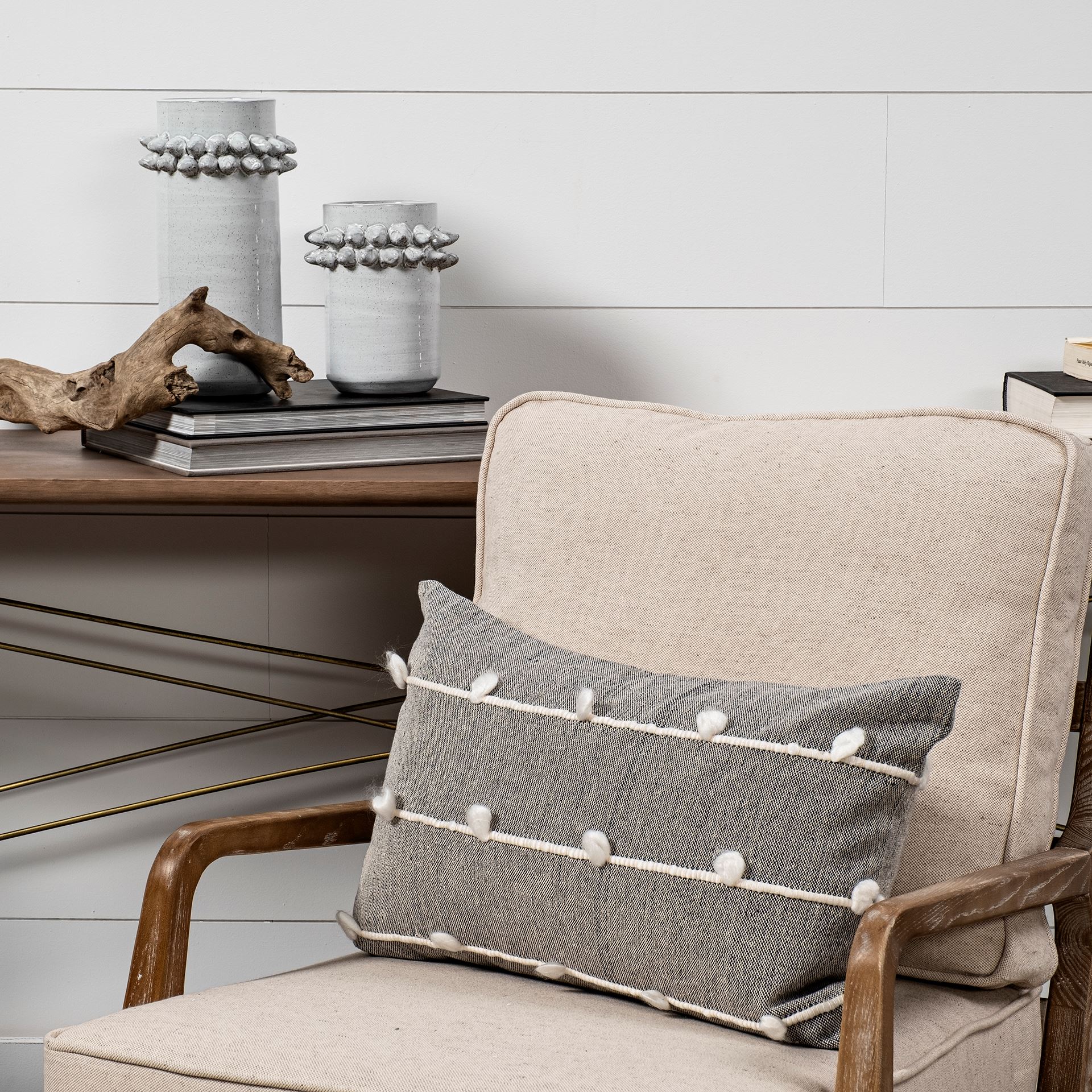 Mercana Farmhampton Small Vase - Gray, Ceramic